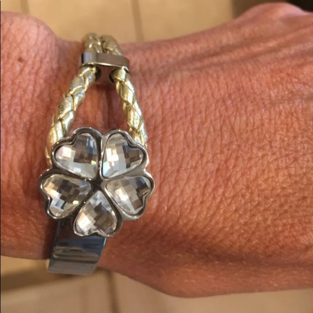 Funky gold/silver leather Chrystal flower bracelet